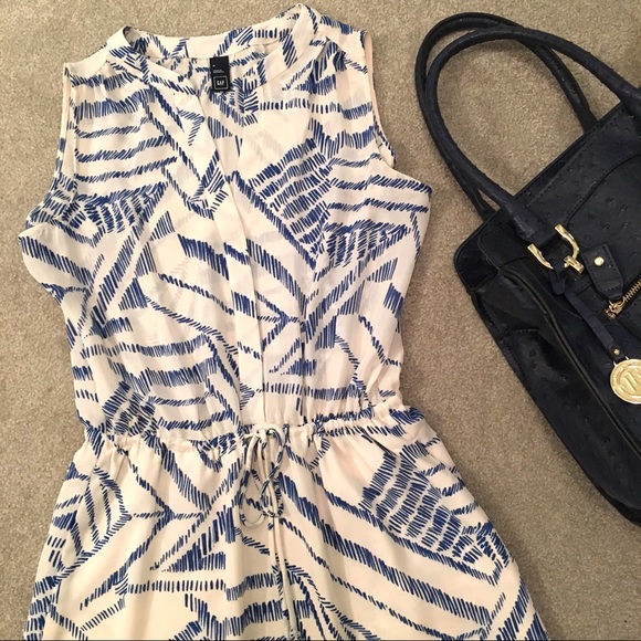 GAP Drawstring Waist Dress - Picture 4 of 8